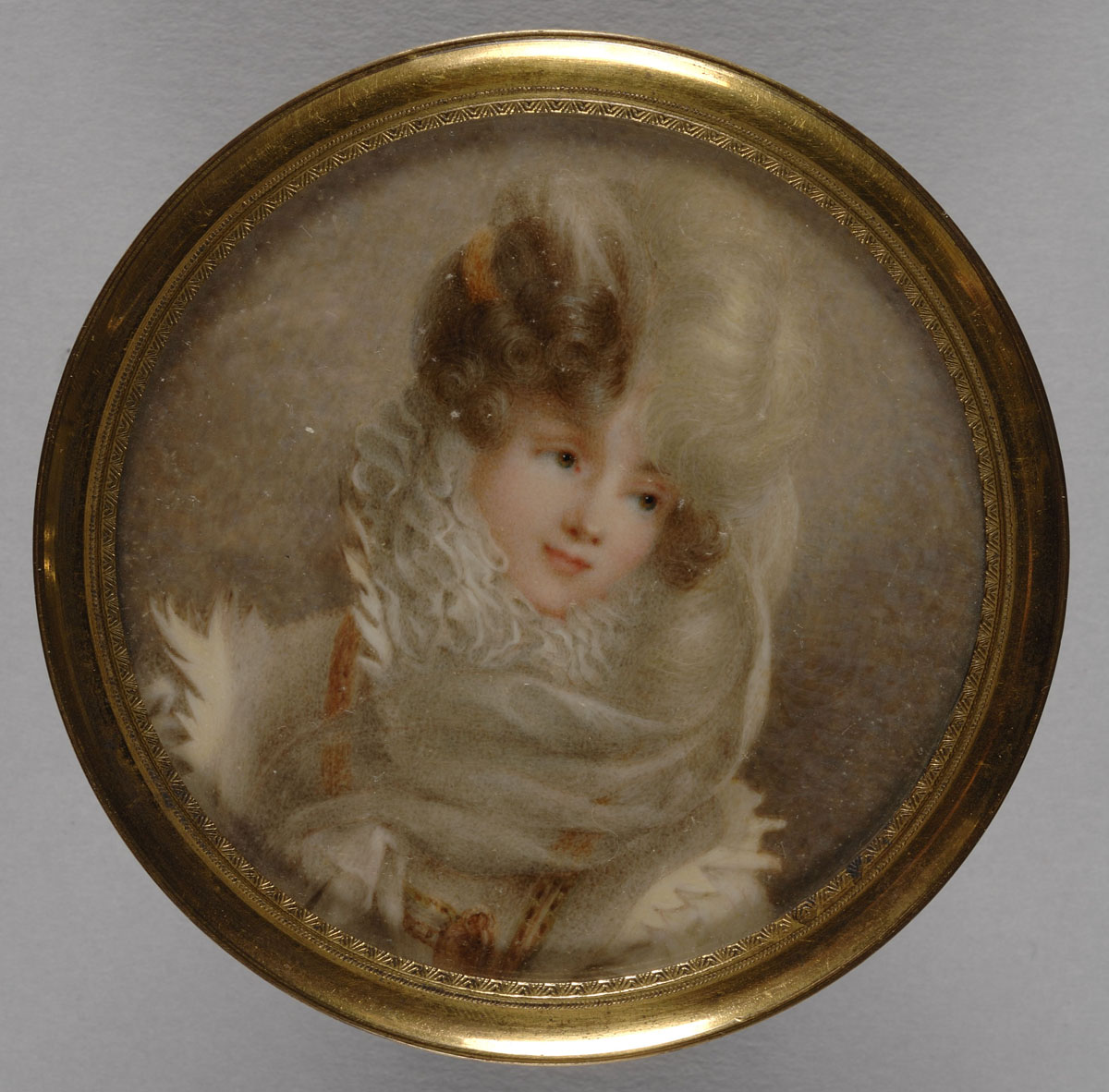 Femme en buste portant un costume historicisant néo-Renaissance_0